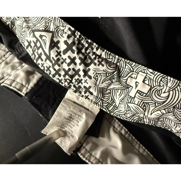 Vtg Quiksilver Board Shorts Mens 32 10" Swim Trunks Stripes Cargo Style Pocket - Picture 3 of 6